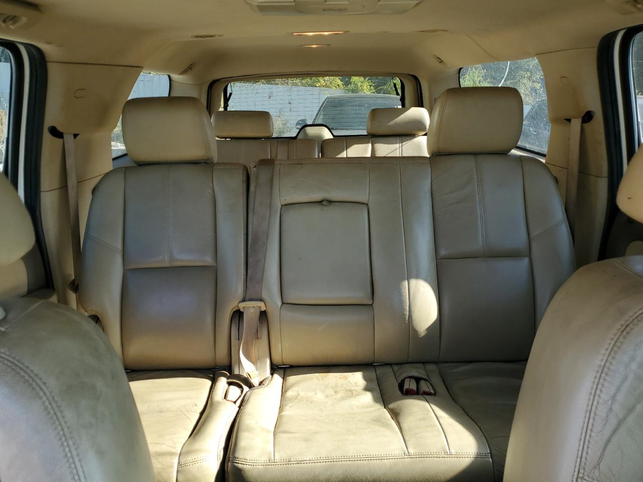 2011 Chevrolet Suburban VIN 1GNSCJE00BR264551 Copart auction photo, all over damage thumbnail 10