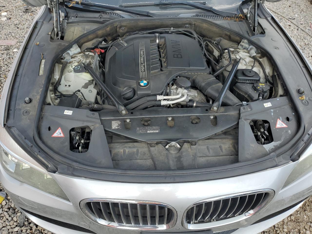 2014 BMW 7er VIN WBAYF4C50ED282203 Copart auction photo, minor dent/scratches damage thumbnail 11