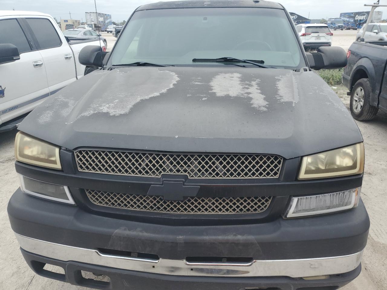 2004 Chevrolet Silverado VIN 1GCHK33294F215441 Copart auction photo, water/flood damage thumbnail 5