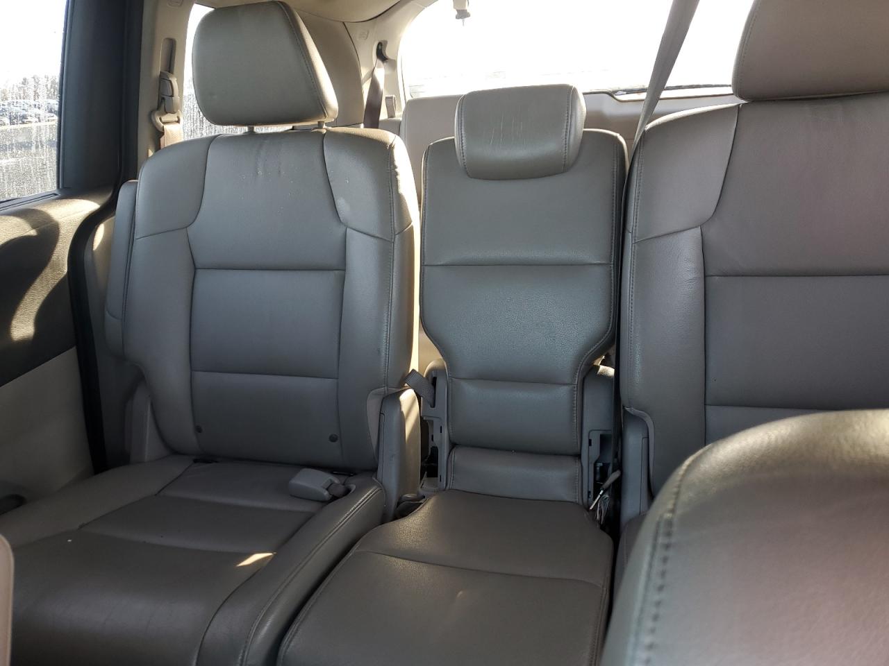 2015 Honda Odyssey VIN 5FNRL5H94FB048416 Copart auction photo, all over damage thumbnail 10