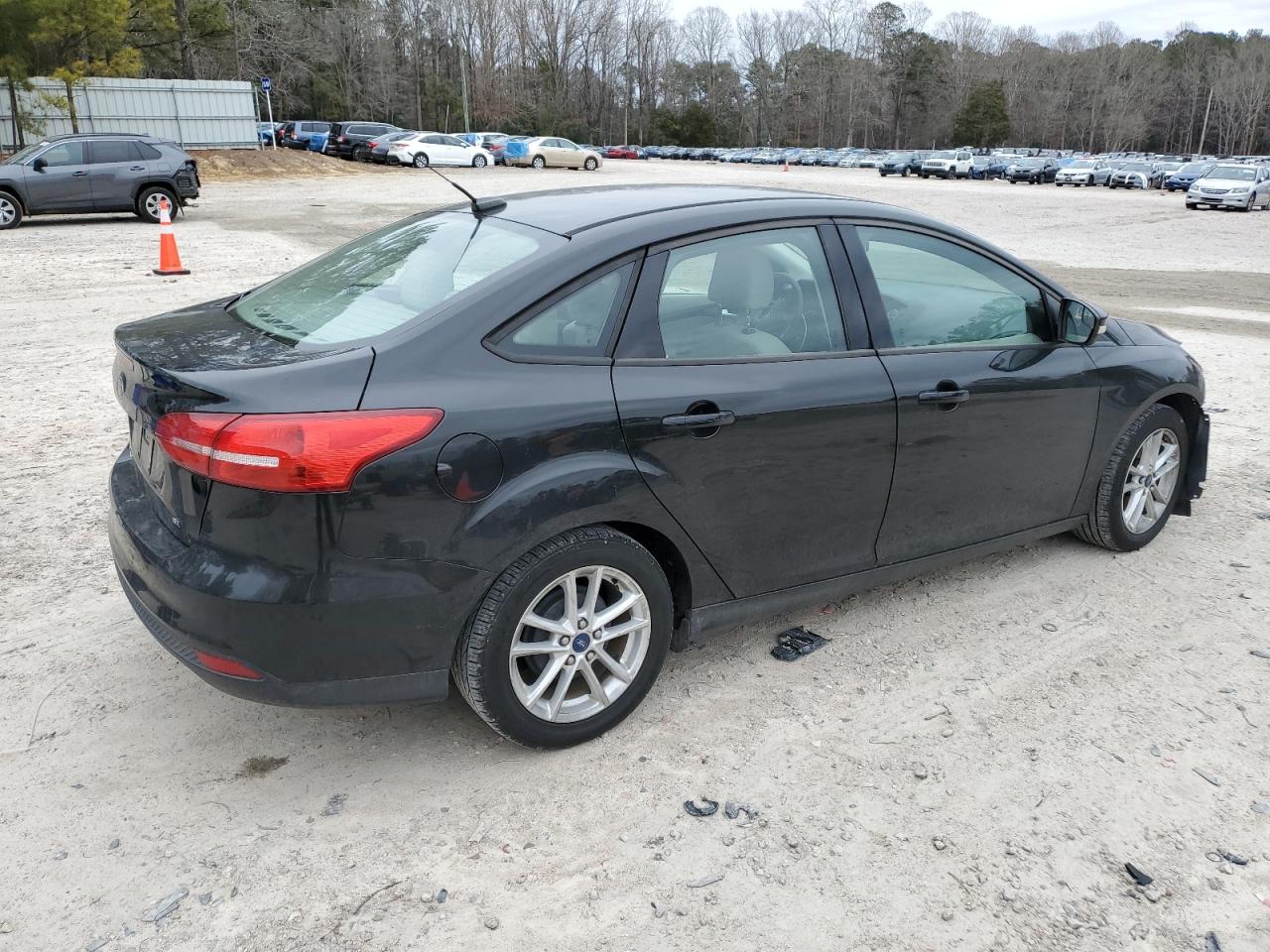2015 Ford Focus VIN 1FADP3F27FL251473 Copart auction photo, front end damage thumbnail 3