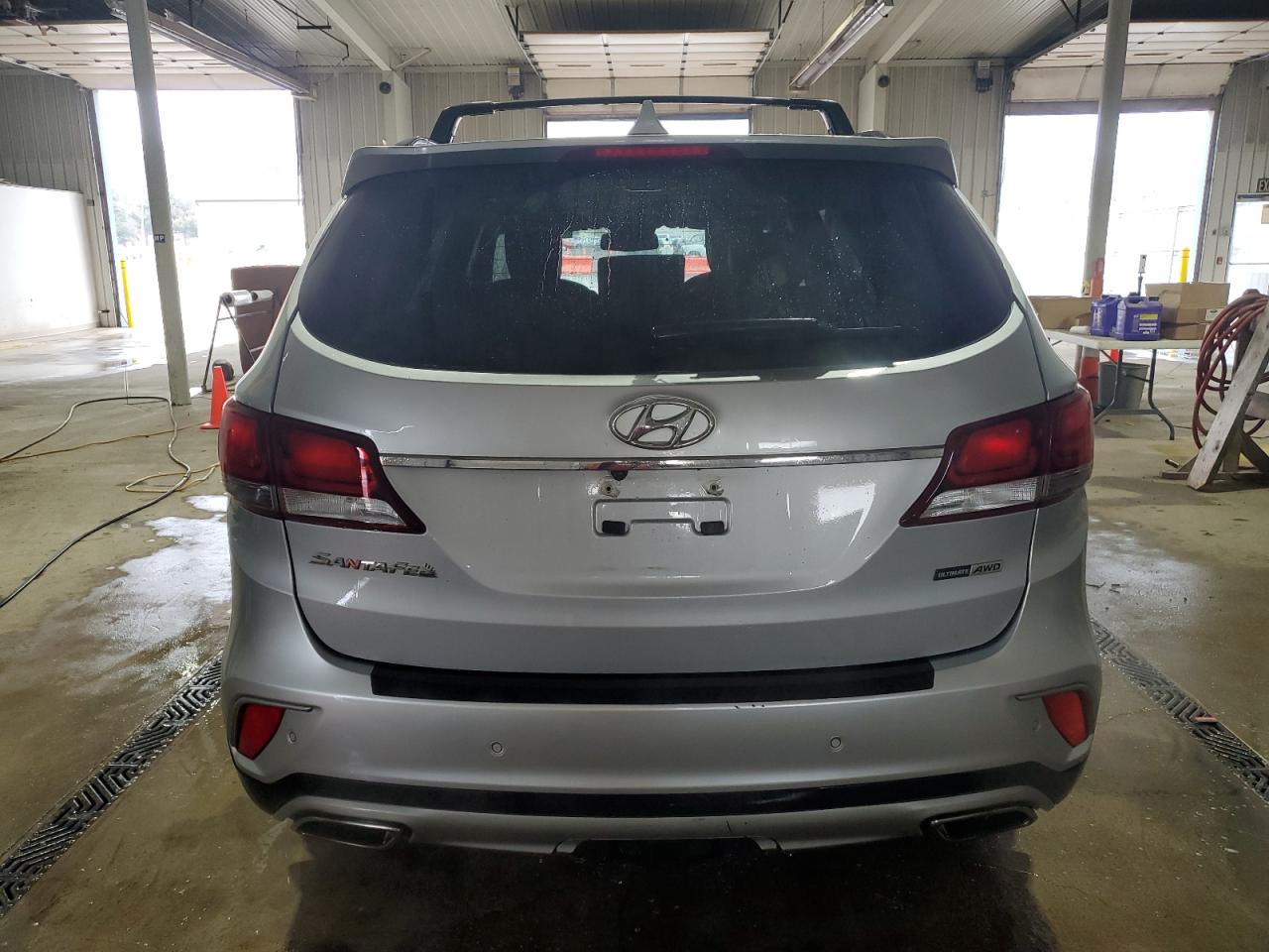 2018 Hyundai Santa Fe VIN KM8SRDHF6JU271715 Copart auction photo, front end / side damage thumbnail 6