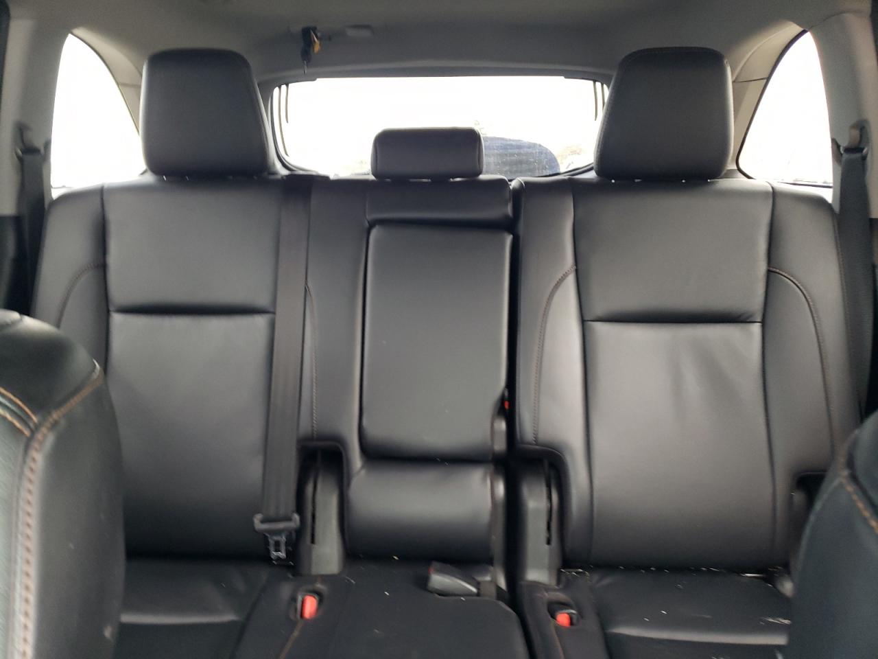 2019 Toyota Highlander VIN 5TDJZRFH6KS702304 Copart auction photo, top/roof / side damage thumbnail 10