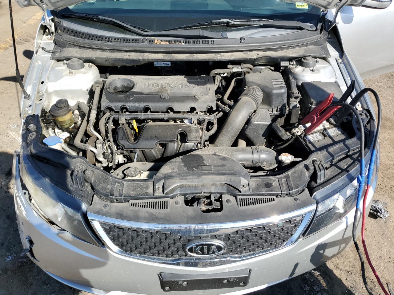 2013 KIA Cadenza VIN KNAFU4A22D5733727 Copart auction photo, all over damage thumbnail 12