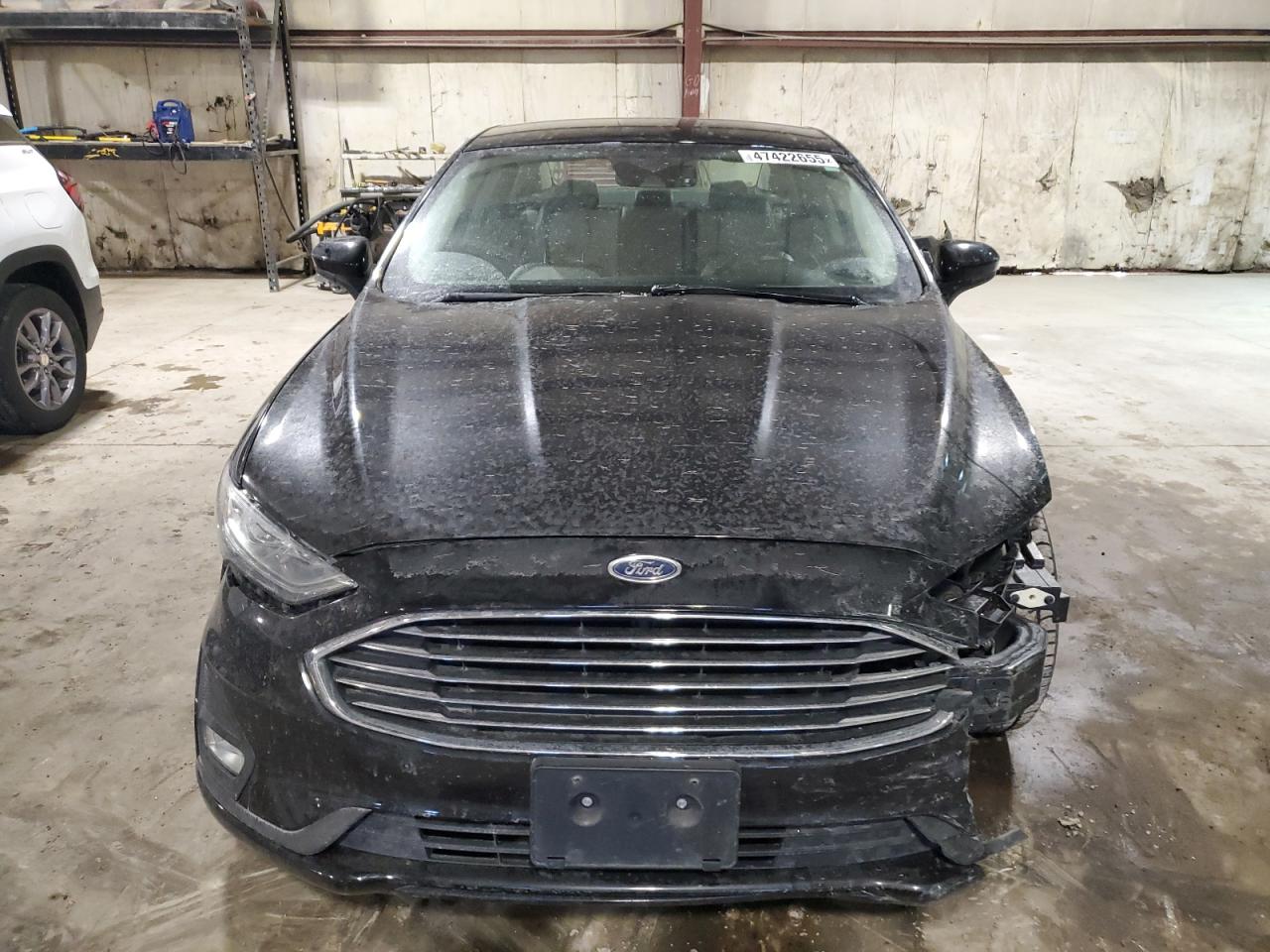 2019 Ford Fusion VIN 3FA6P0HD3KR195257 Copart auction photo, front end / minor dent/scratches damage thumbnail 5