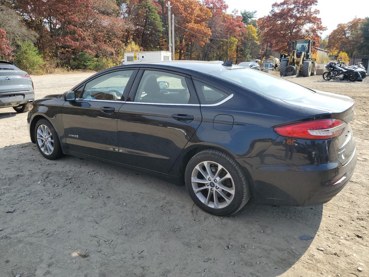 2019 Ford Fusion VIN 3FA6P0LU0KR126033 Copart auction photo, front end / side damage thumbnail 2