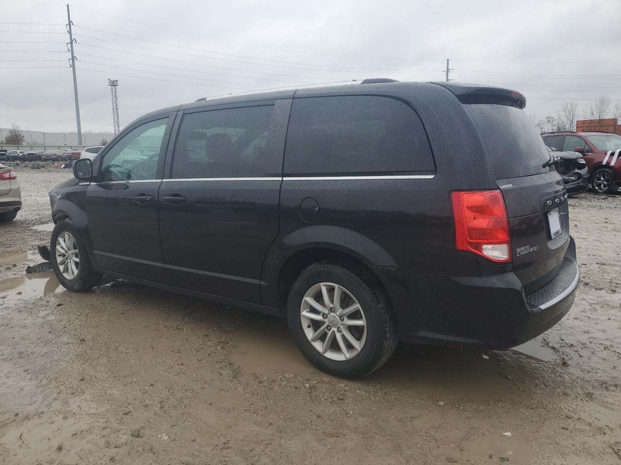 2018 Dodge Caravan VIN 2C4RDGCG1JR281875 Copart auction photo, front end damage thumbnail 2