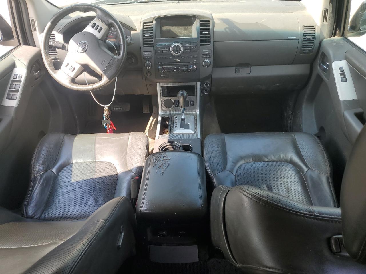 2011 Nissan Pathfinder VIN 5N1AR1NN5BC630792 Copart auction photo, front end / minor dent/scratches damage thumbnail 8