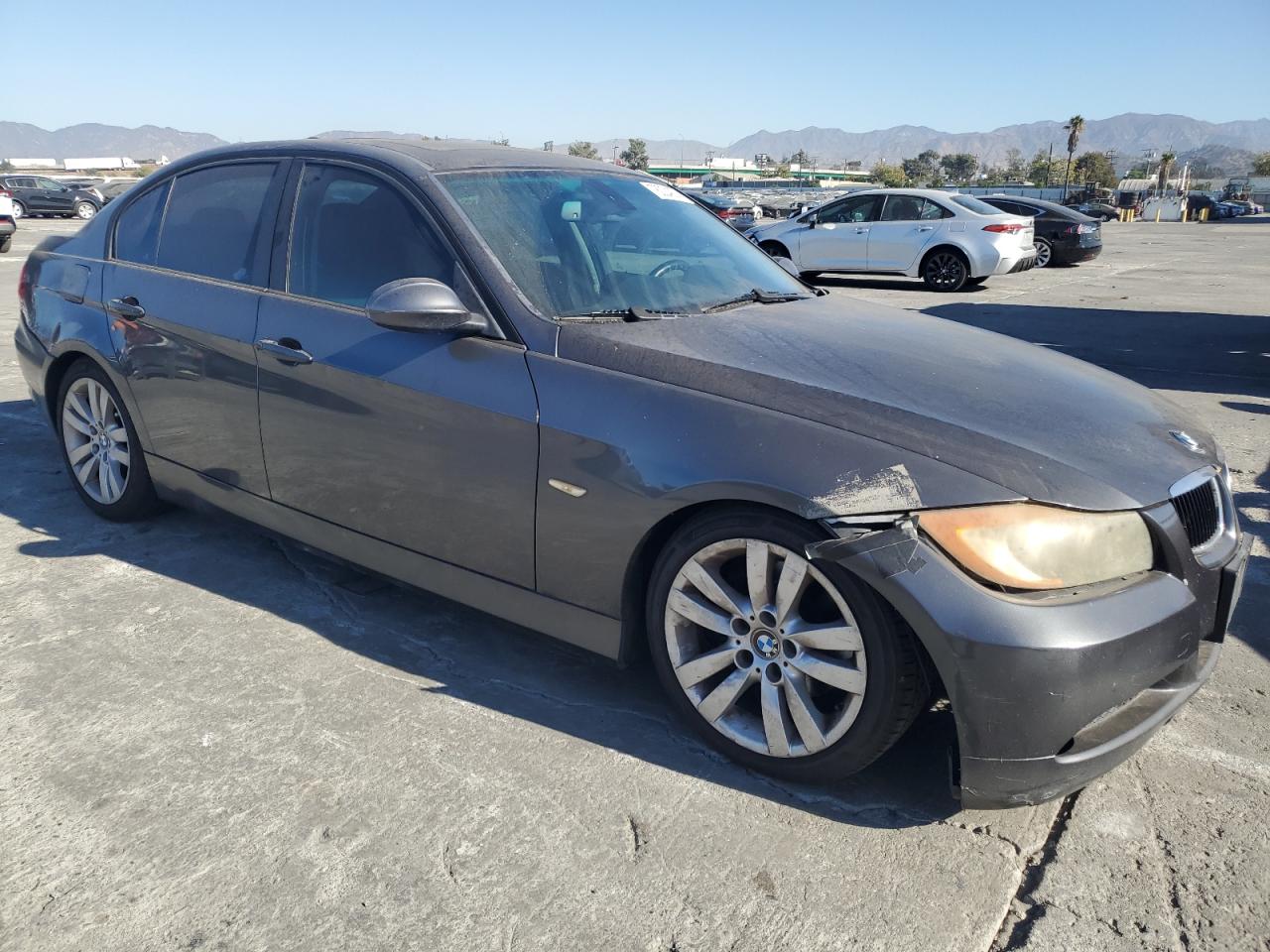 2008 BMW 3er VIN WBAVC53518FZ82919 Copart auction photo, mechanical / front end damage thumbnail 4