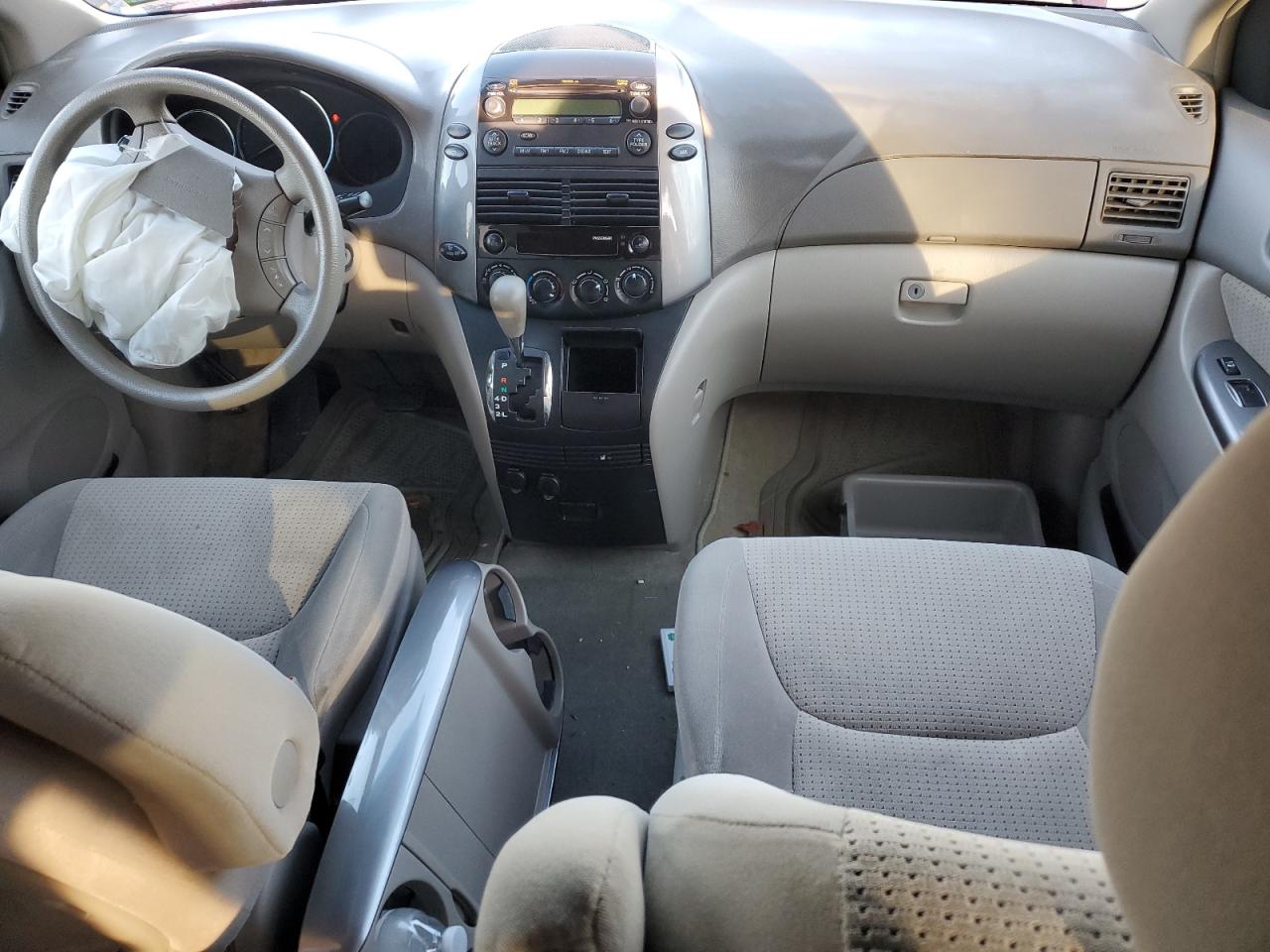 2007 Toyota Sienna VIN 5TDZK23C47S023274 Copart auction photo, front end damage thumbnail 8