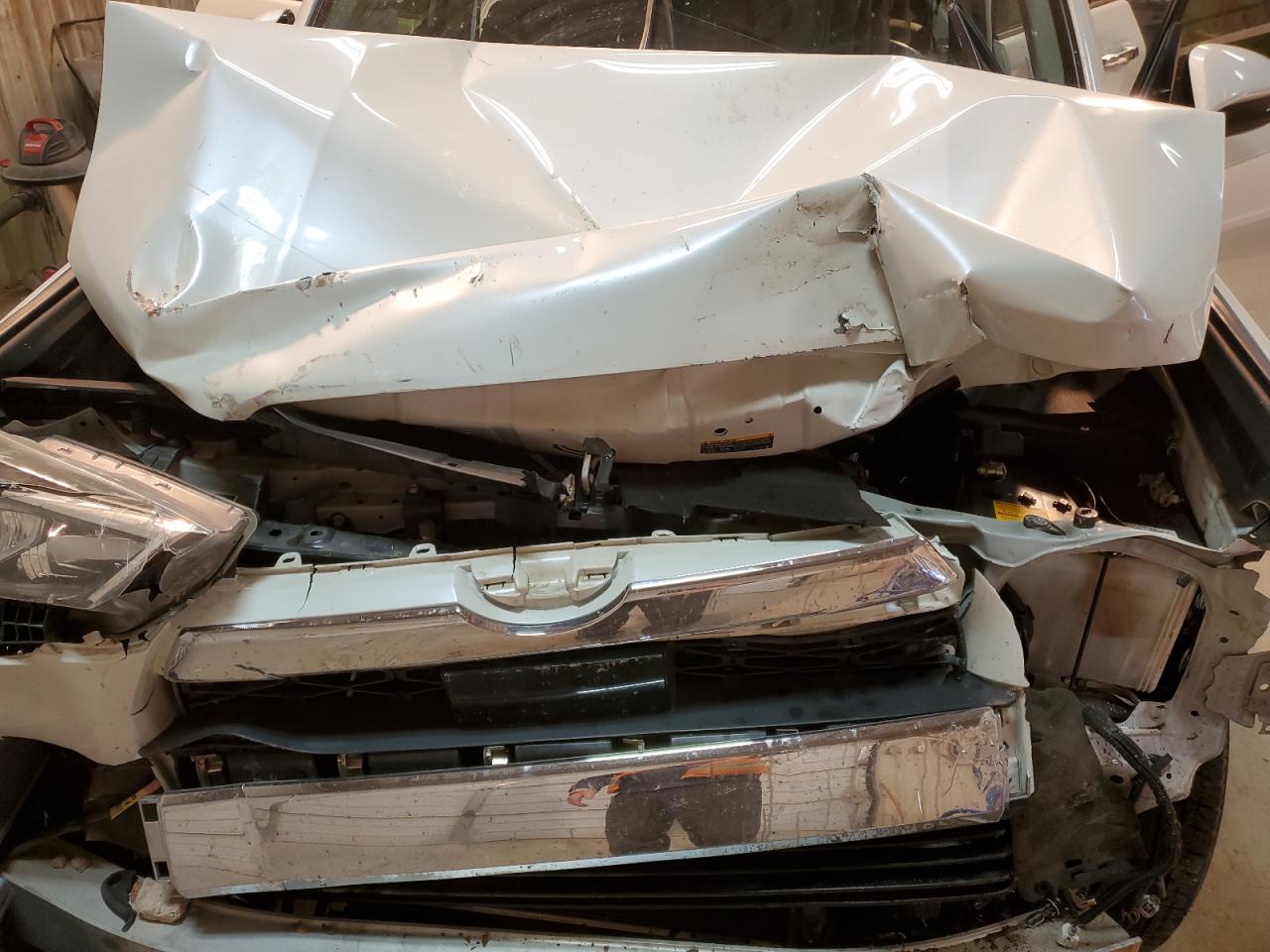 2020 Toyota 4Runner VIN JTEBU5JRXL5836389 Copart auction photo, front end / top/roof damage thumbnail 14