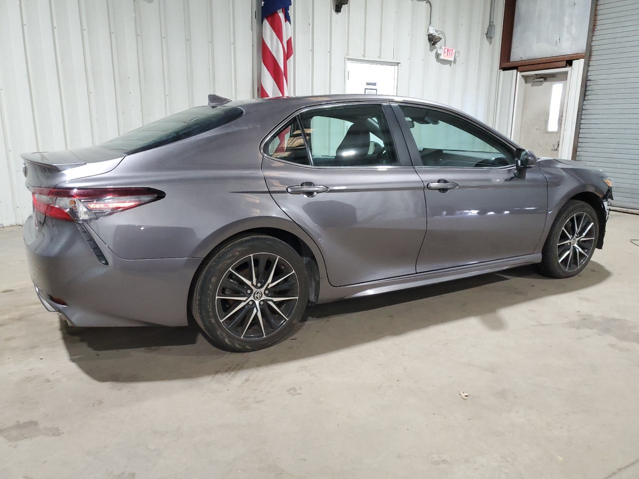 2023 Toyota Camry VIN 4T1G11AK5PU827802 Copart auction photo, front end / minor dent/scratches damage thumbnail 3