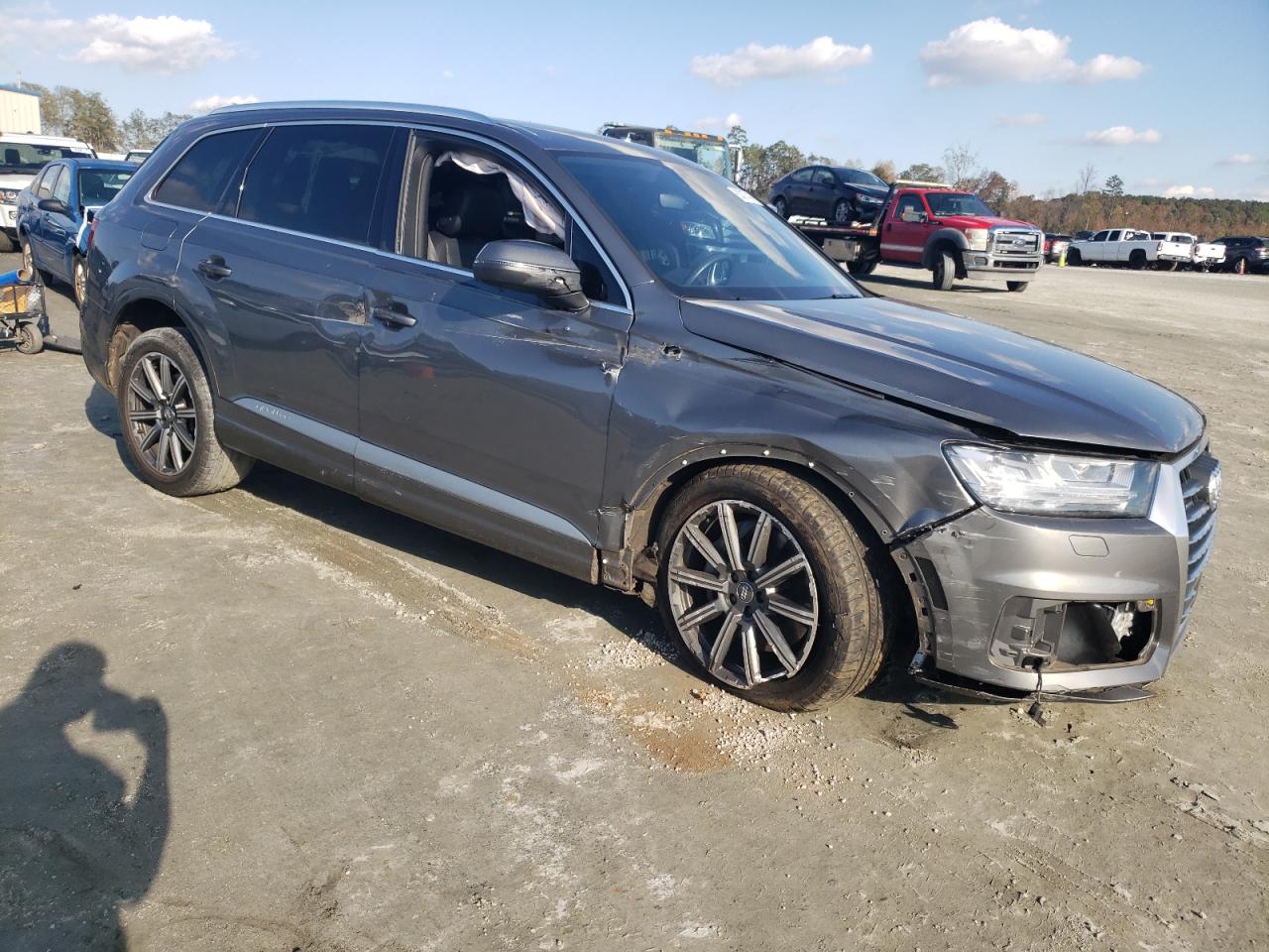 2018 Audi Q7 VIN WA1LAAF72JD027757 Copart auction photo, all over damage thumbnail 4