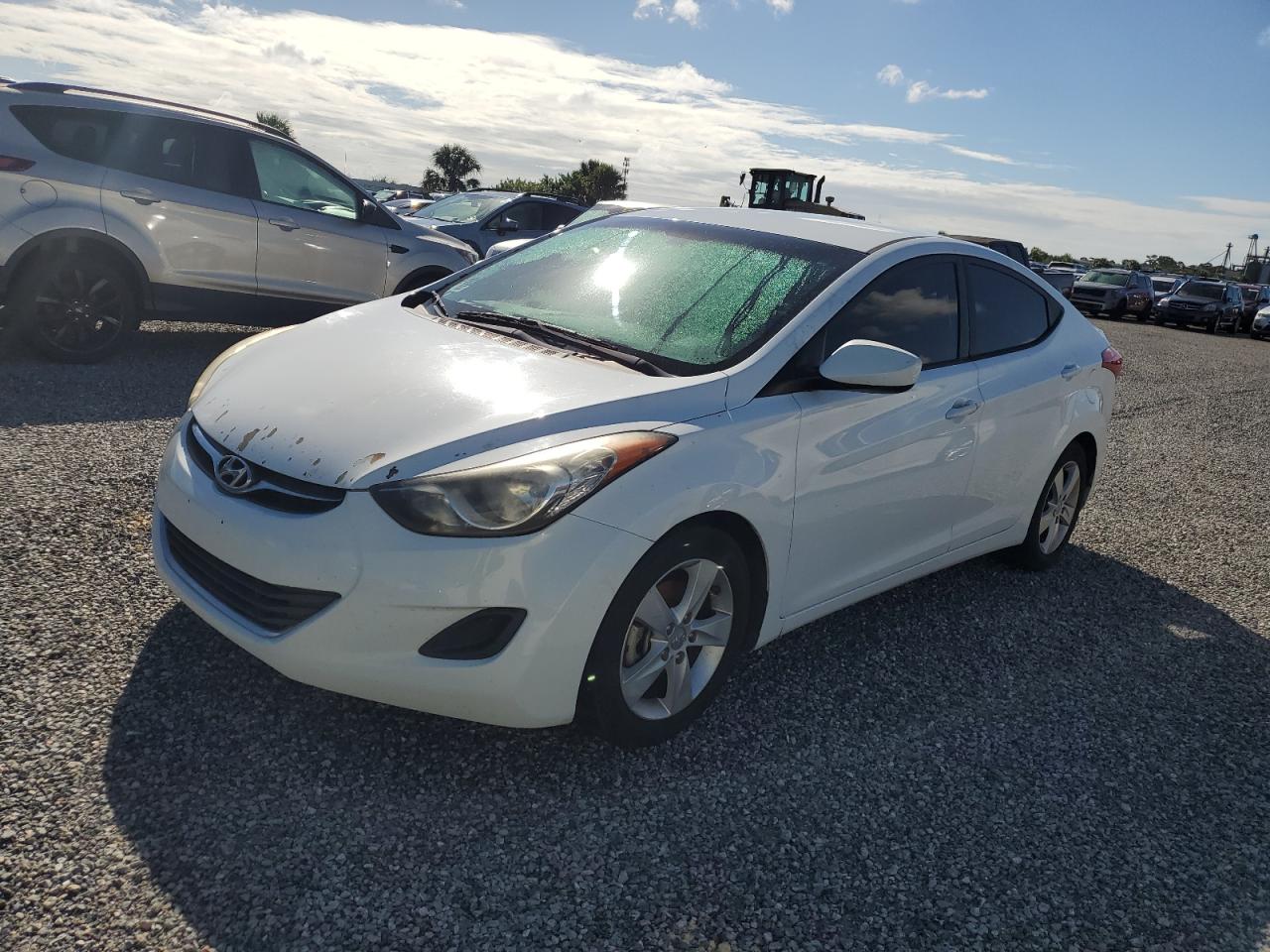2013 Hyundai Elantra VIN 5NPDH4AE4DH370694