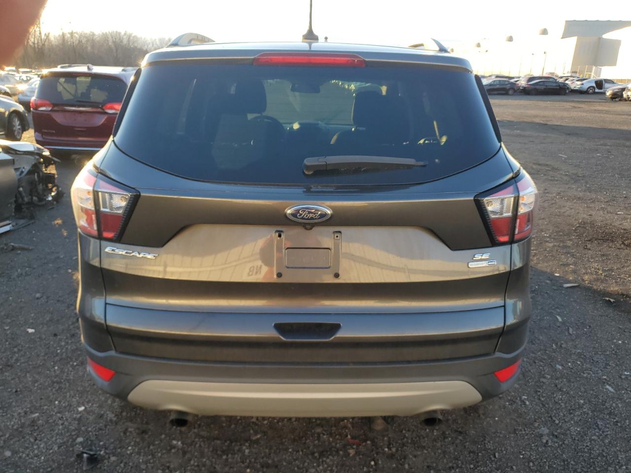 2018 Ford Escape VIN 1FMCU9GD5JUA99256 Copart auction photo, front end / minor dent/scratches damage thumbnail 6