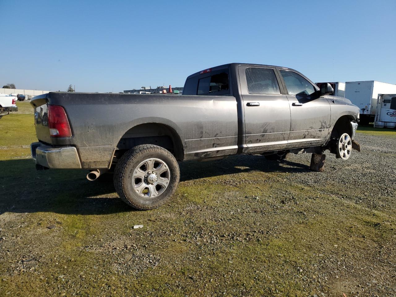 2016 RAM 3500 VIN 3C63R3HLXGG372543 Copart auction photo, front end damage thumbnail 3