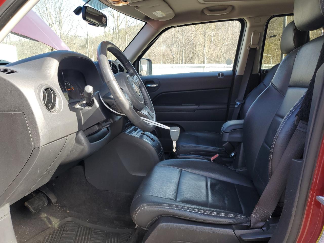 2017 Jeep Liberty (Patriot) VIN 1C4NJRFB3HD206353 Copart auction photo, front end damage thumbnail 7
