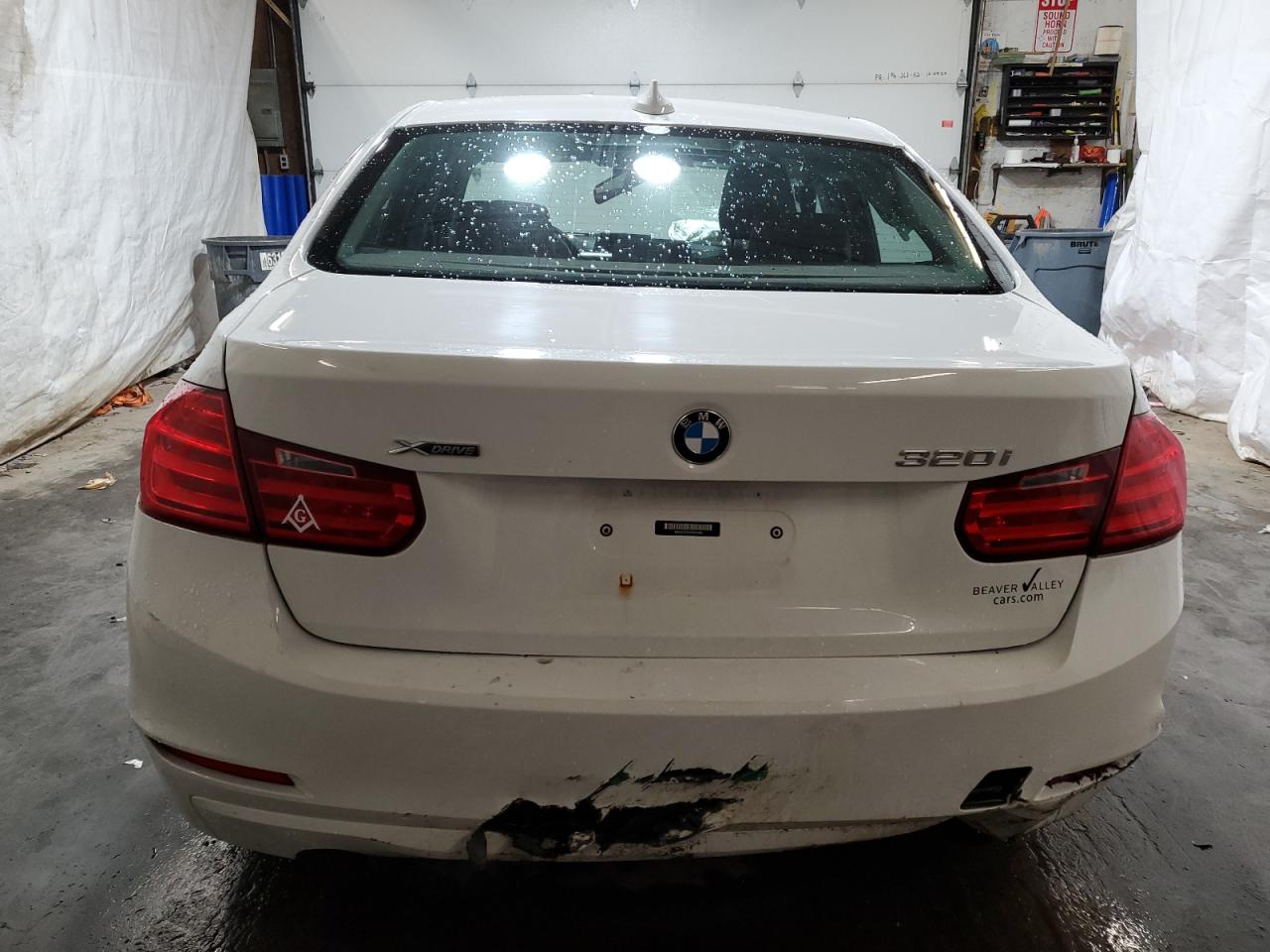 2015 BMW 3er VIN WBA3C3C54FK201696 Copart auction photo, all over damage thumbnail 6