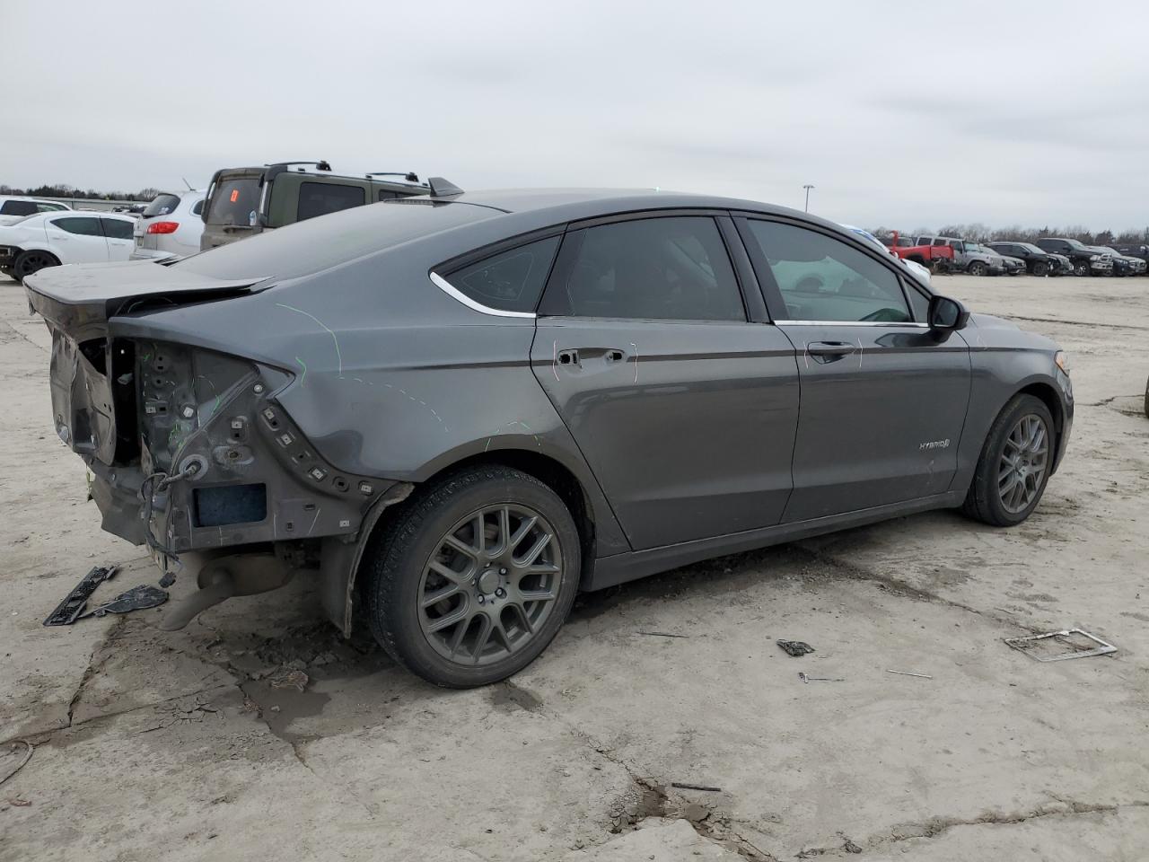 2019 Ford Fusion VIN 3FA6P0LU2KR240065 Copart auction photo, all over damage thumbnail 3