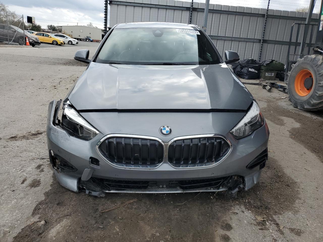 2024 BMW 2er VIN WBA53AK08R7R53766 Copart auction photo, water/flood / undercarriage damage thumbnail 5
