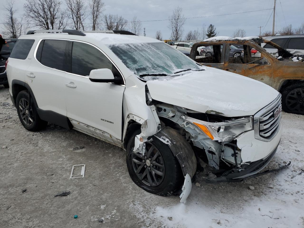 2019 GMC Acadia VIN 1GKKNULS7KZ267556 Copart auction photo, front end / side damage thumbnail 4