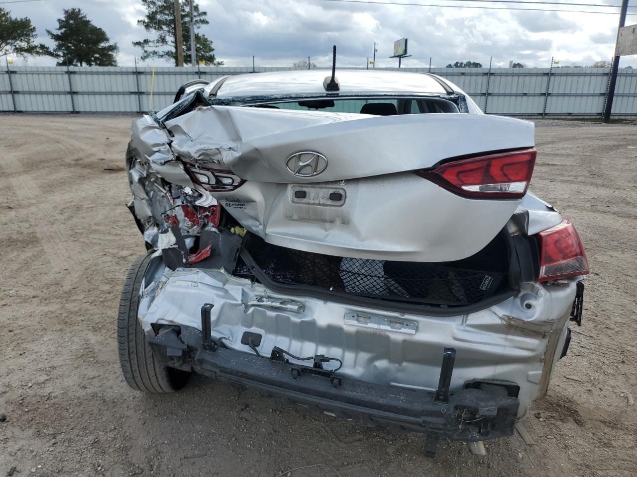 2021 Hyundai Accent VIN 3KPC34A64ME145005 Copart auction photo, all over damage thumbnail 6