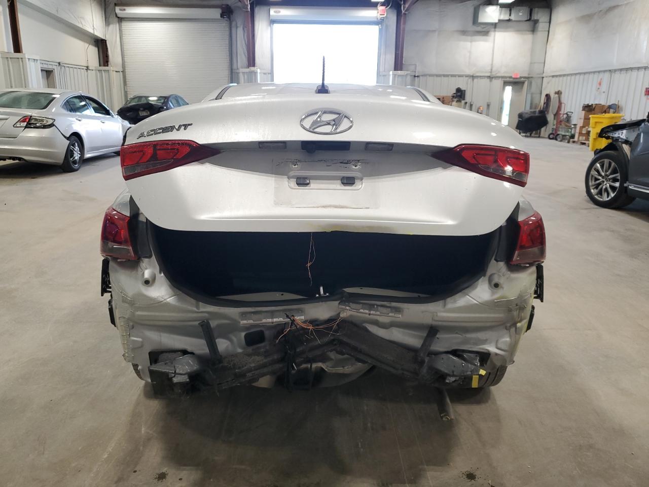 2022 Hyundai Accent VIN 3KPC24A6XNE189773 Copart auction photo, rear end damage thumbnail 6