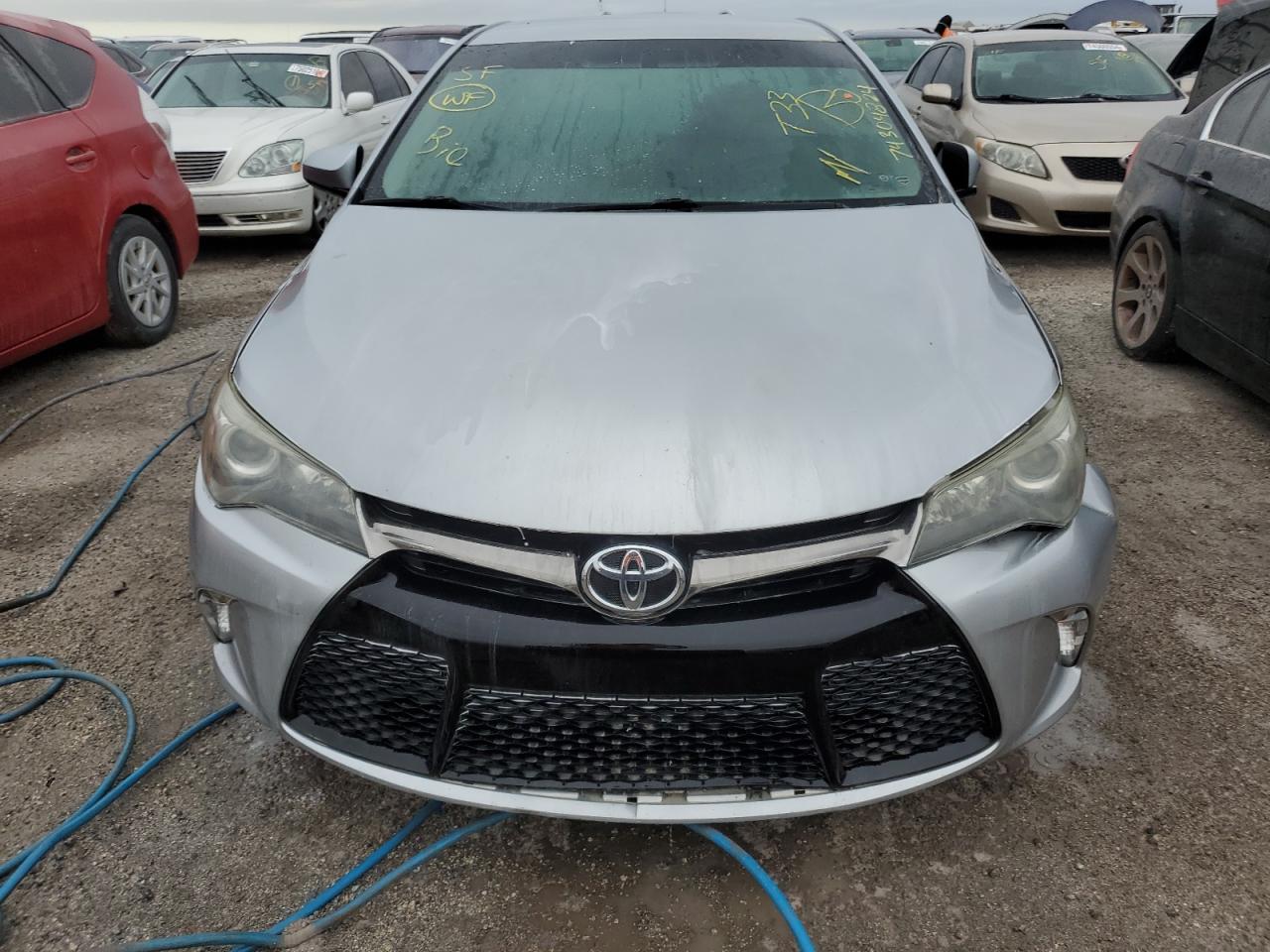 2015 Toyota Camry VIN 4T1BF1FK7FU052986 Copart auction photo, water/flood damage thumbnail 5