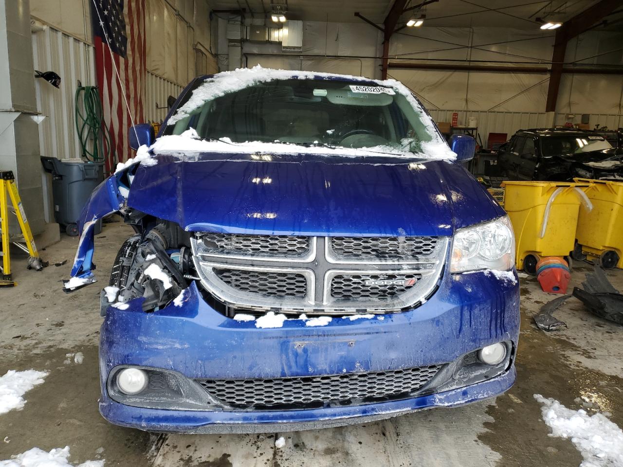 2019 Dodge Caravan VIN 2C4RDGDG0KR633831 Copart auction photo, front end damage thumbnail 5