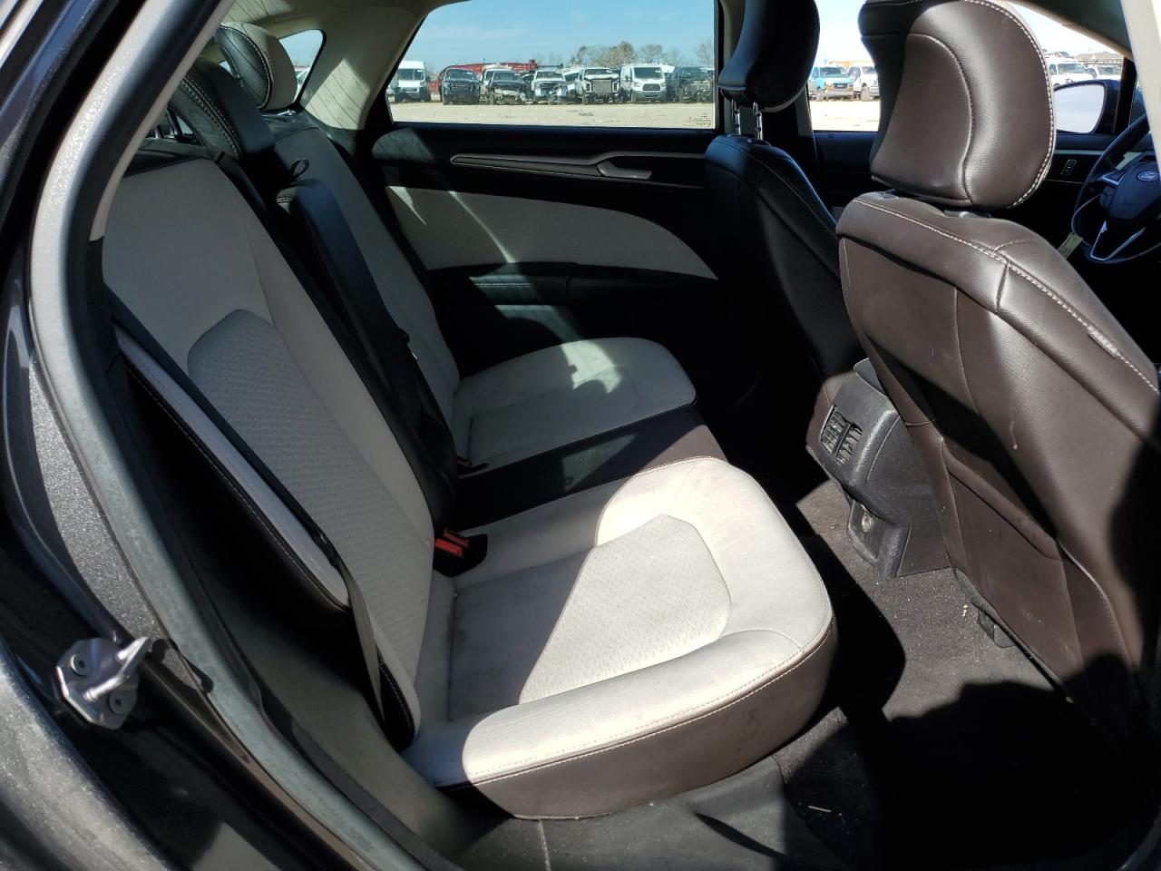 2019 Ford Fusion VIN 3FA6P0HDXKR170422 Copart auction photo, front end / minor dent/scratches damage thumbnail 10