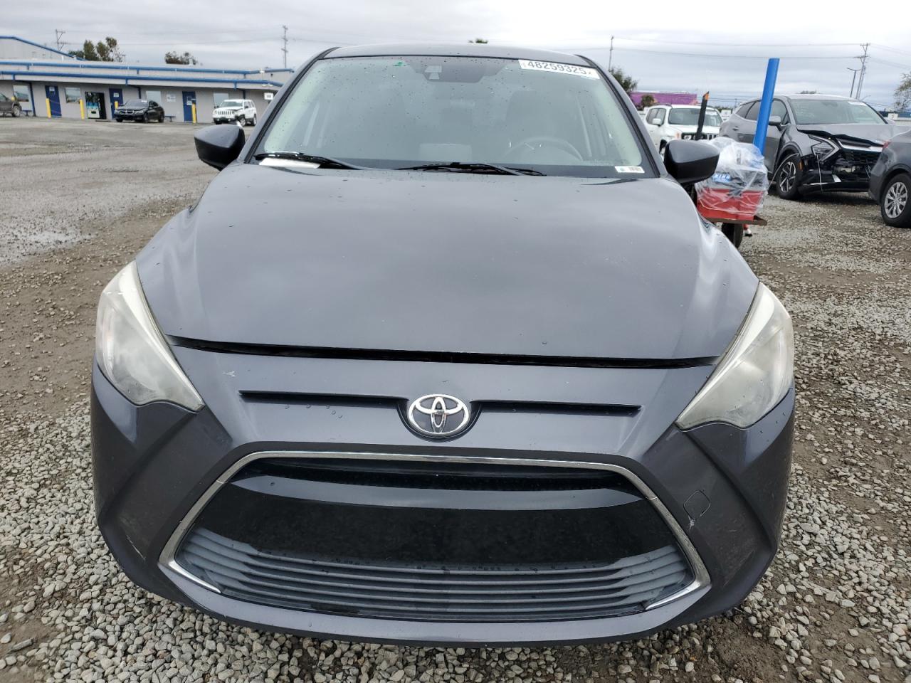 2017 Toyota Yaris VIN 3MYDLBYV9HY152978 Copart auction photo, rear end damage thumbnail 5