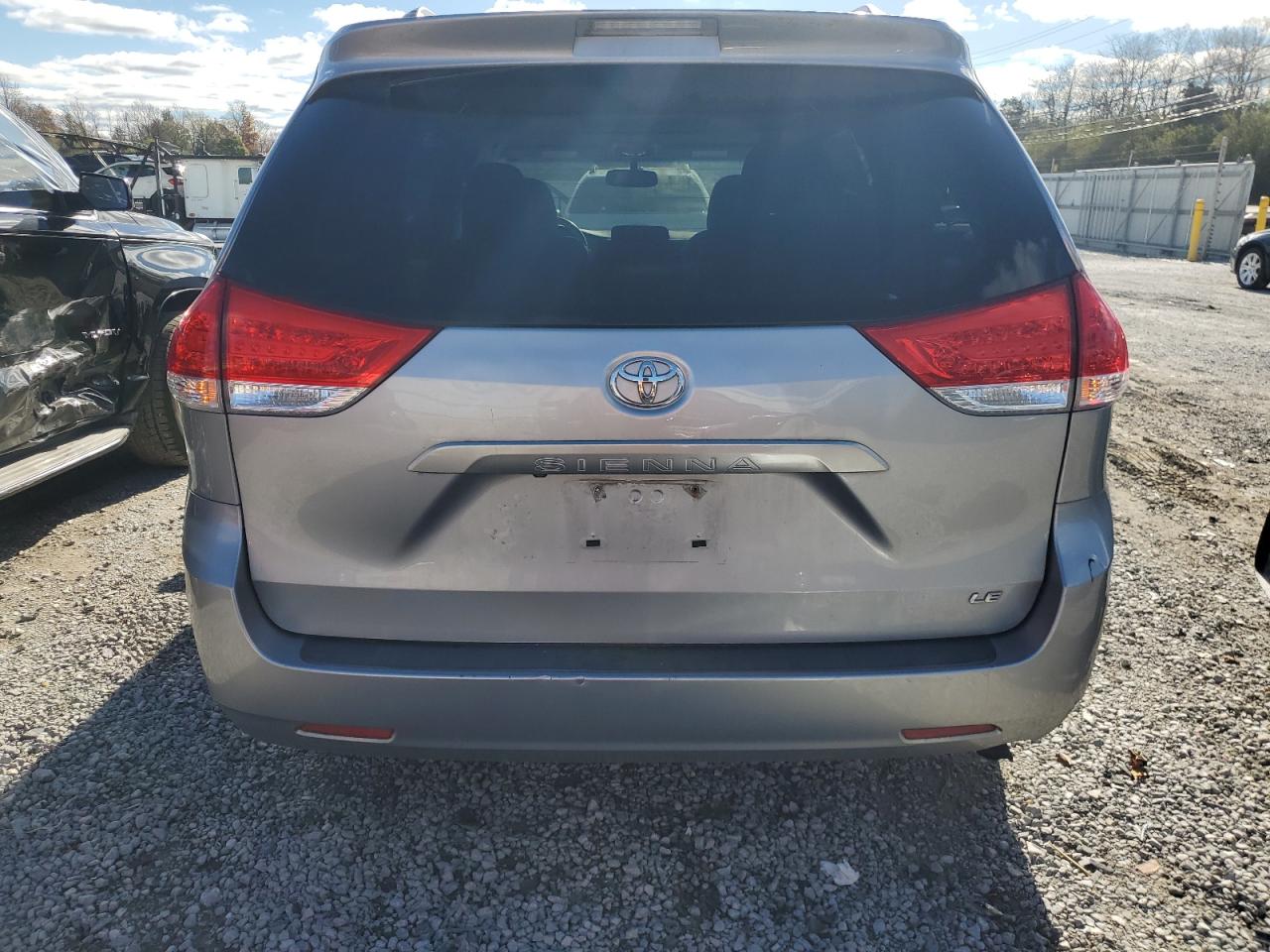 2012 Toyota Sienna VIN 5TDKK3DC5CS232023 Copart auction photo, front end damage thumbnail 6