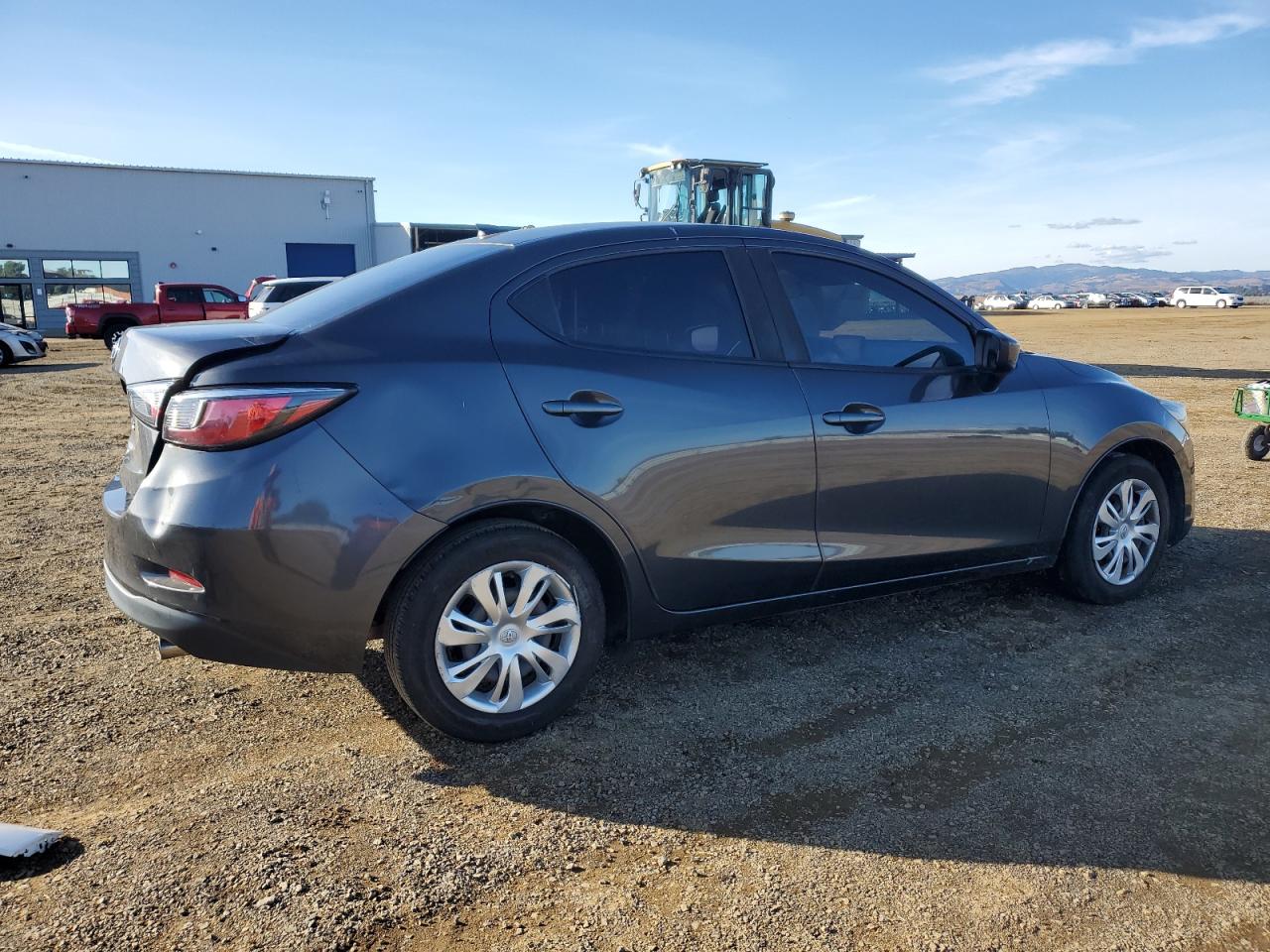 2019 Toyota Yaris VIN 3MYDLBYV8KY524673 Copart auction photo, rear end damage thumbnail 3