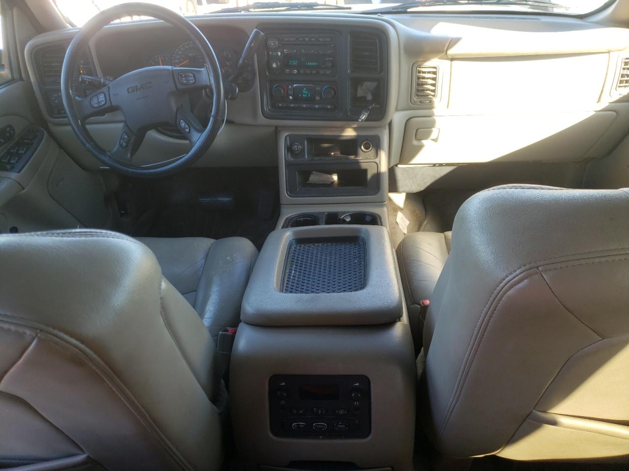 2004 GMC Yukon VIN 1GKEK13T64J315403 Copart auction photo, minor dent/scratches damage thumbnail 8