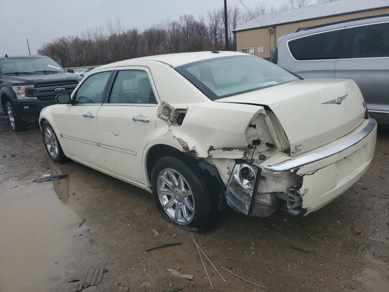 2007 Chrysler 300 VIN 2C3KA63H67H774872 Copart auction photo, front end / rear end damage thumbnail 2