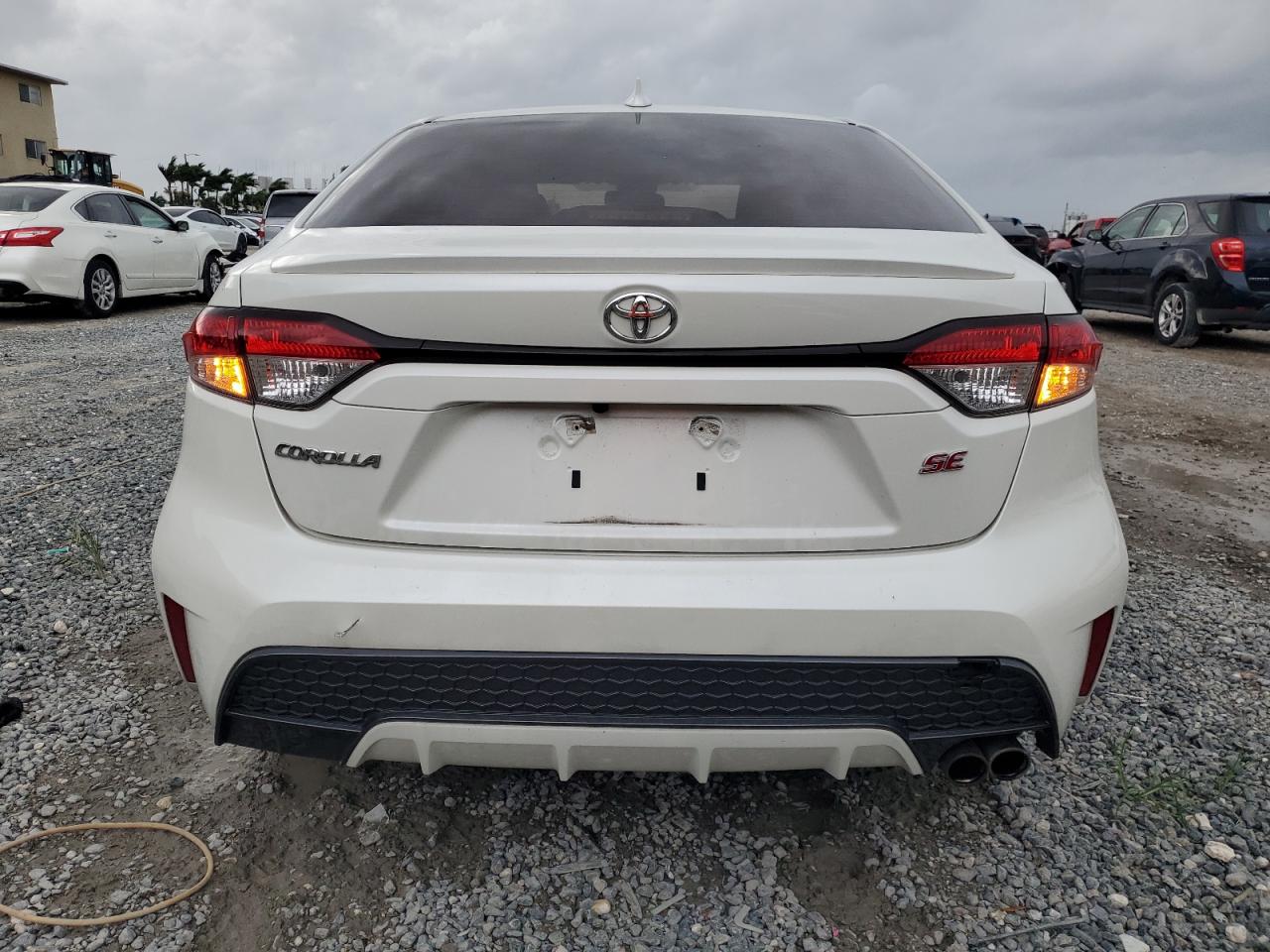 2020 Toyota Corolla VIN JTDS4RCE5LJ019571 Copart auction photo, front end / minor dent/scratches damage thumbnail 6