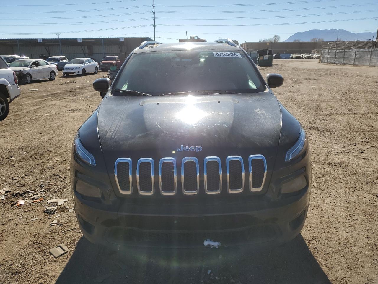 2017 Jeep Grand Cherokee VIN 1C4PJMCB3HD228840 Copart auction photo, front end / side damage thumbnail 5