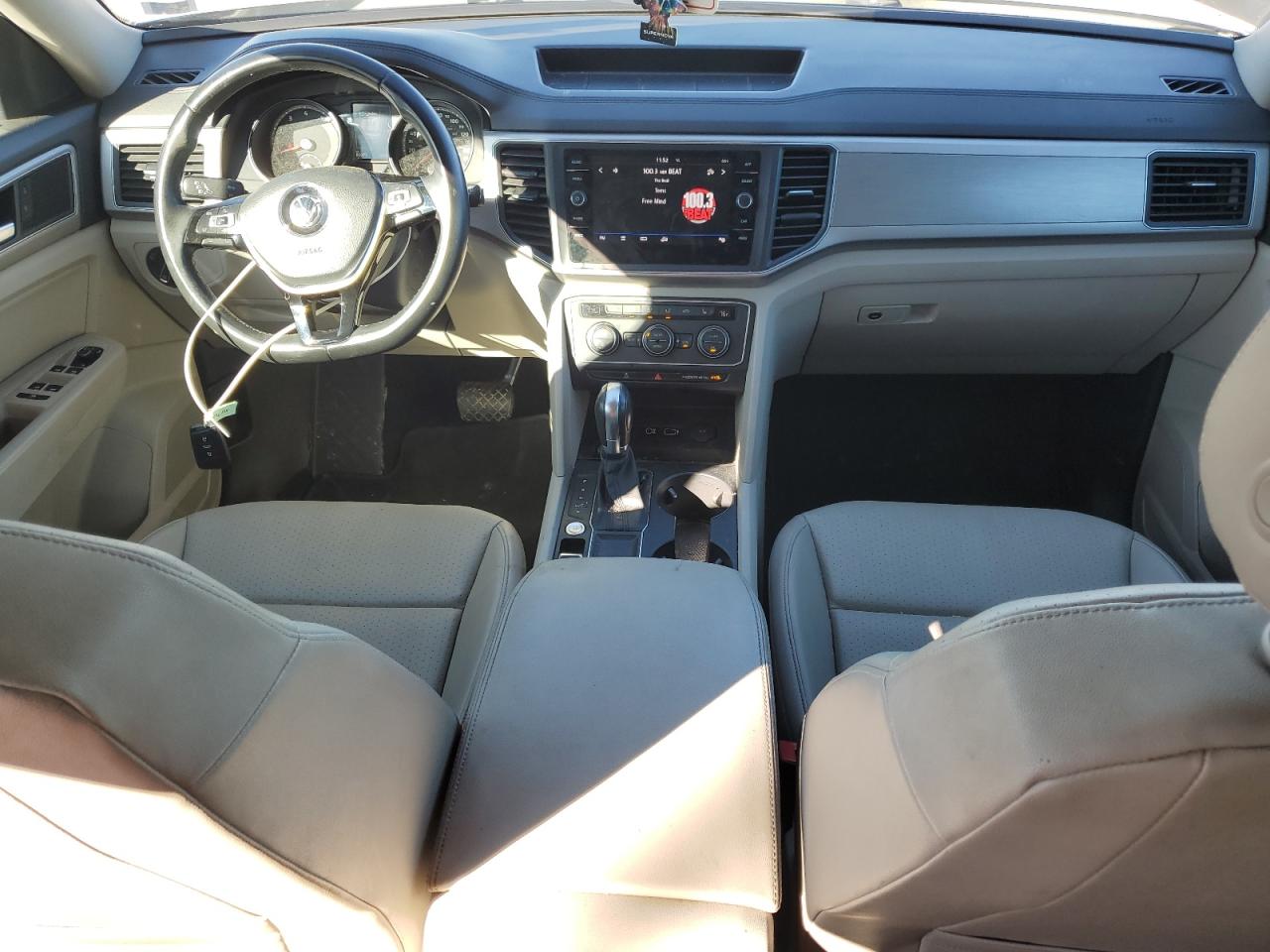 2019 Volkswagen Atlas VIN 1V2DR2CA7KC539867 Copart auction photo, rear end damage thumbnail 8