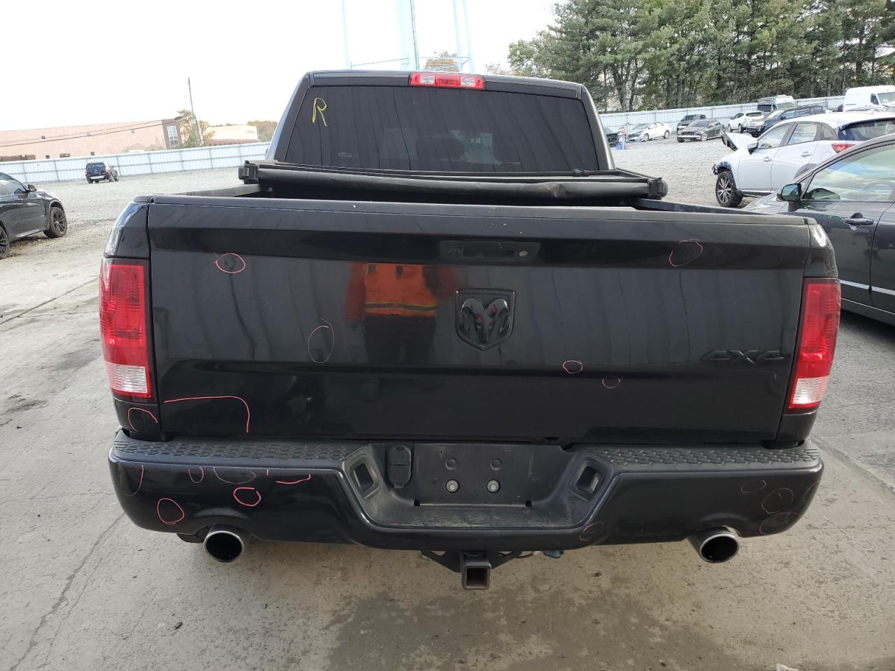2018 RAM 1500 VIN 3C6RR7KT1JG158655 Copart auction photo, front end / undercarriage damage thumbnail 6
