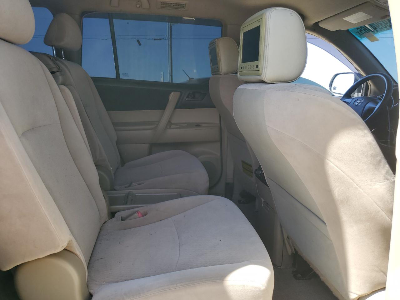 2010 Toyota Highlander VIN JTEZA3EH7A2009817 Copart auction photo, side / front end damage thumbnail 11