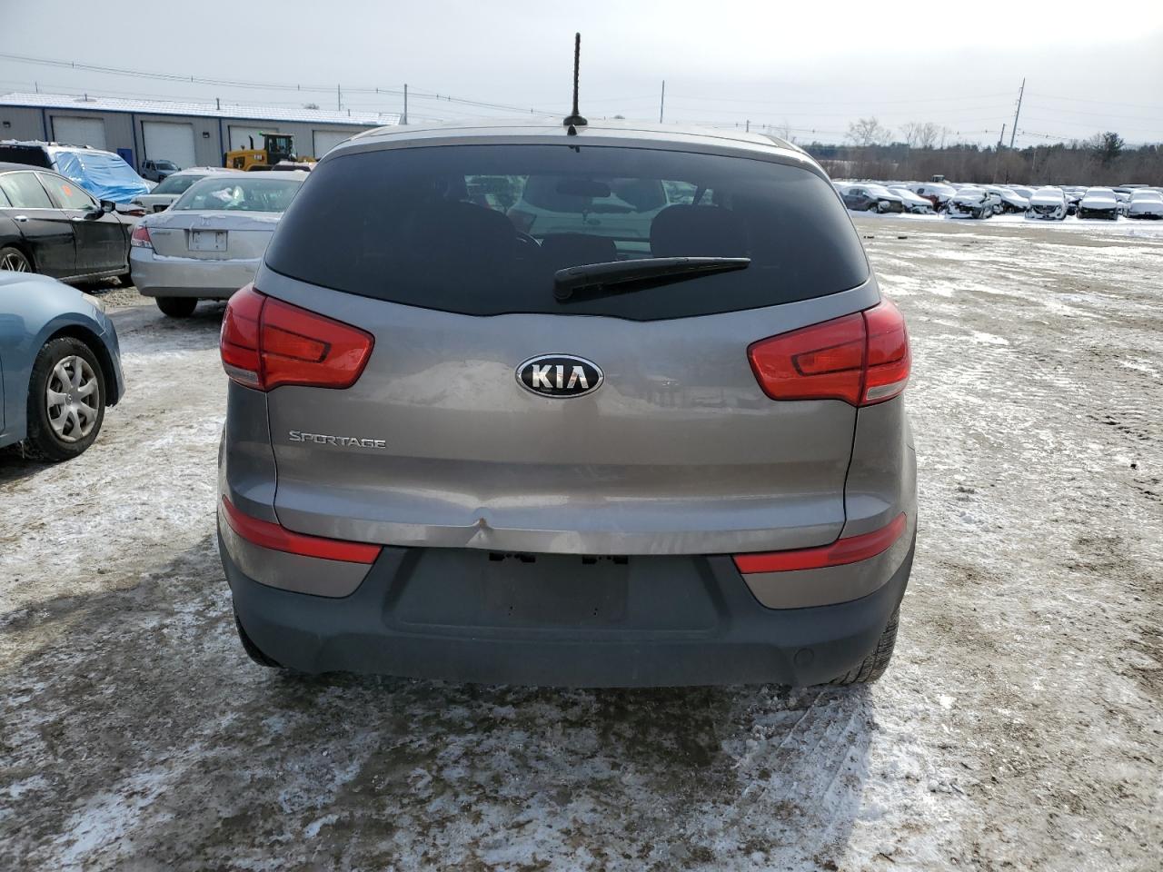 2015 KIA Sportage VIN KNDPBCACXF7683747 Copart auction photo, side damage thumbnail 6