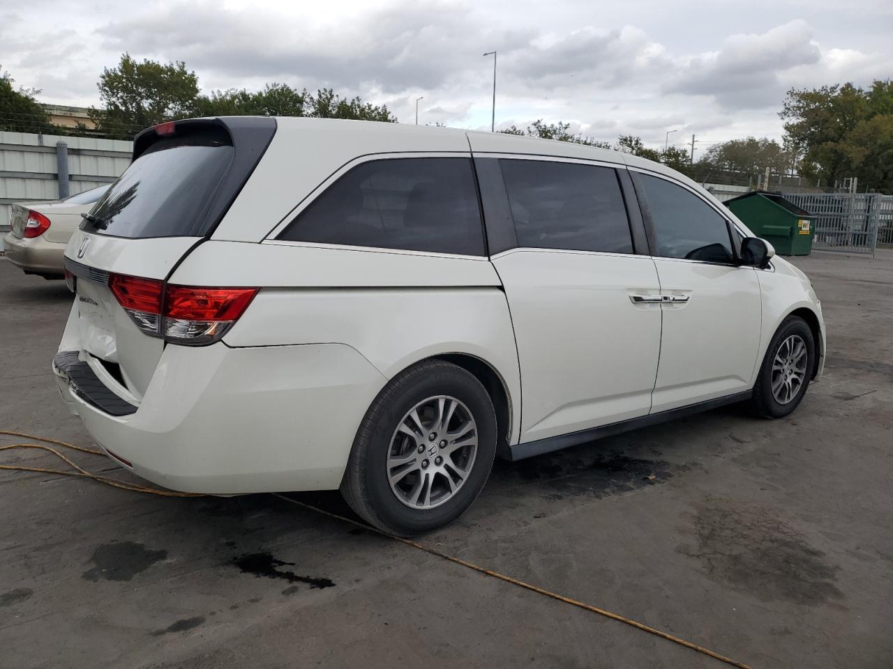 2014 Honda Odyssey VIN 5FNRL5H65EB024372 Copart auction photo, rear end damage thumbnail 3