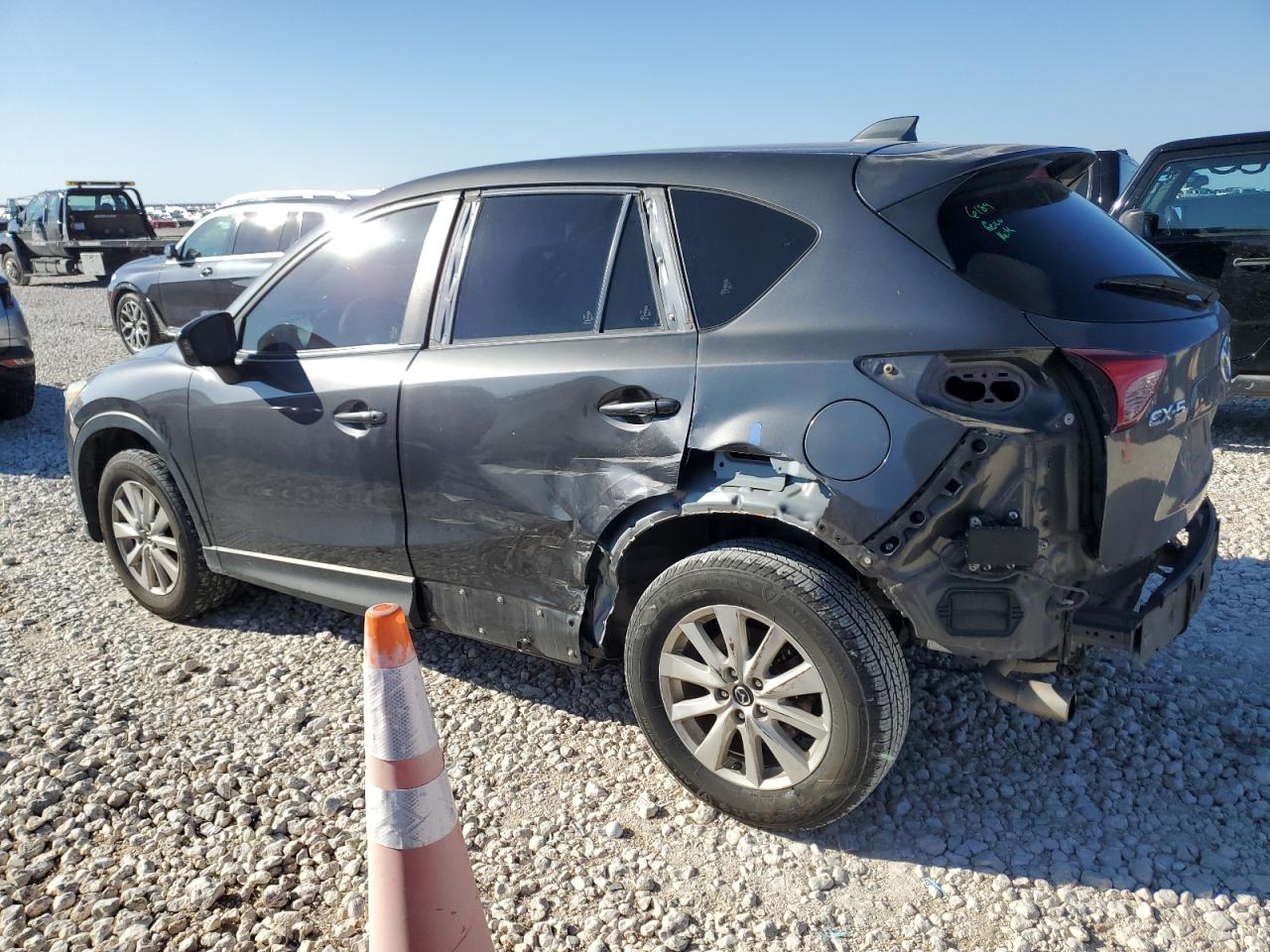 2014 Mazda CX-5 VIN JM3KE2CYXE0364805 Copart auction photo, rear end / side damage thumbnail 2