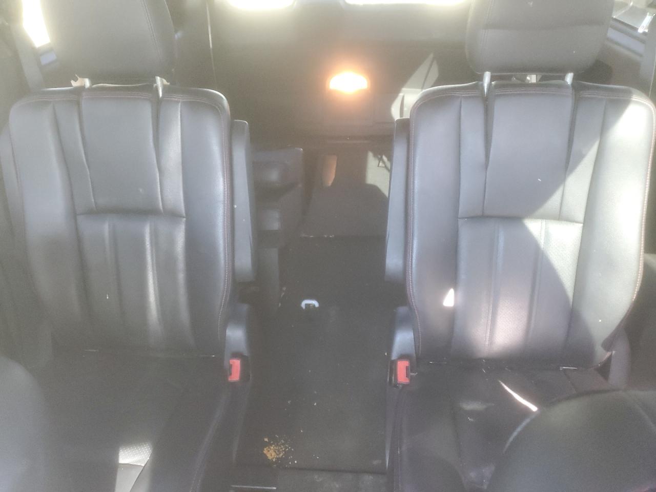 2018 Dodge Caravan VIN 2C4RDGEG1JR296017 Copart auction photo, side / front end damage thumbnail 10