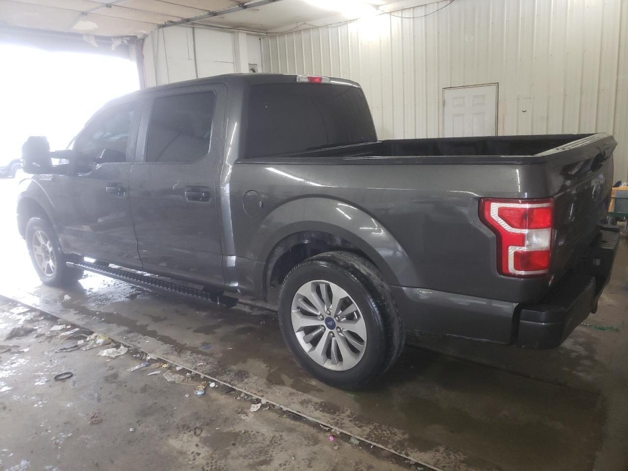 2018 Ford F-150 VIN 1FTEW1CP9JKE92391 Copart auction photo, normal wear damage thumbnail 2