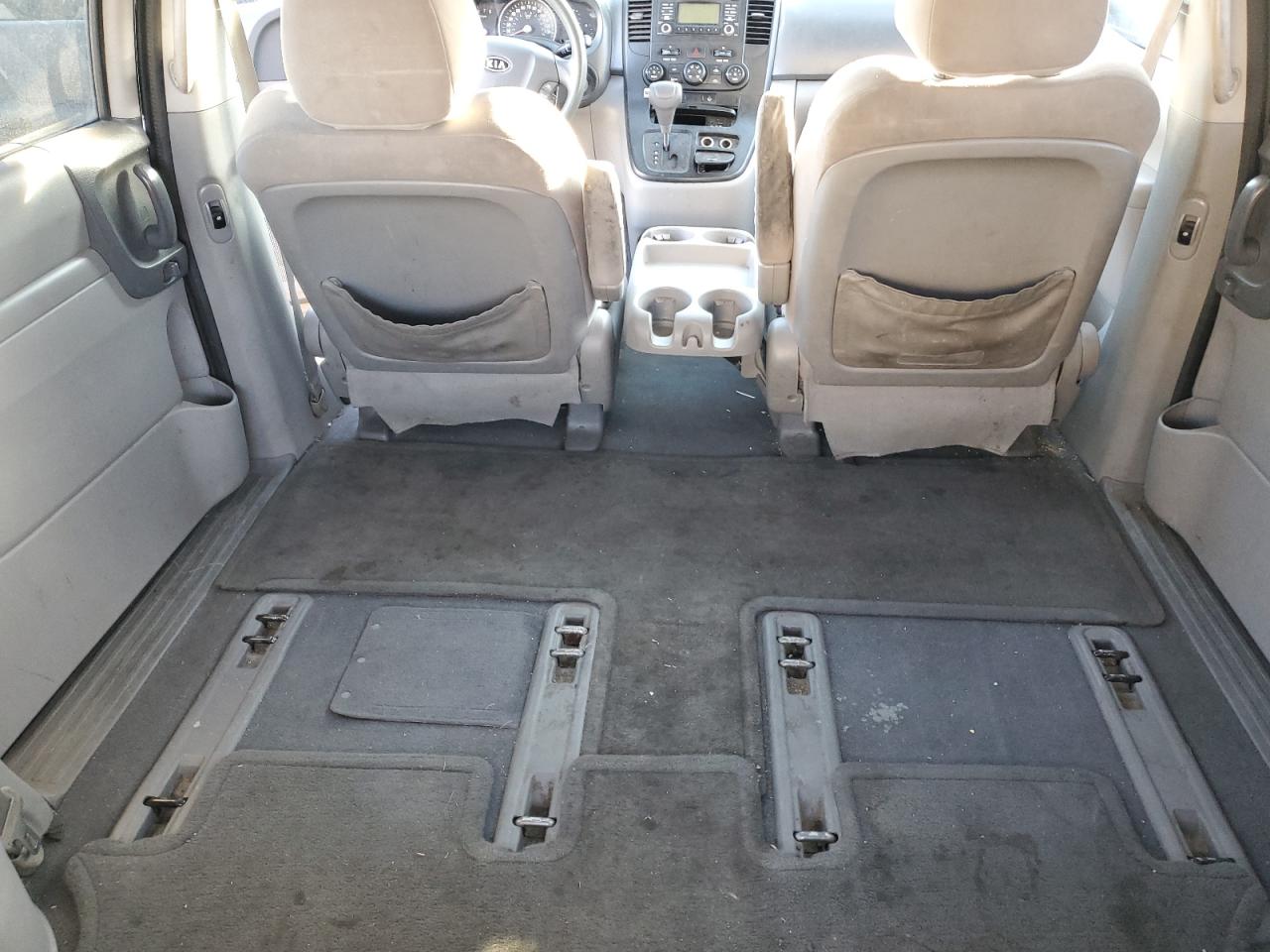 2010 KIA Sedona VIN KNDMG4C38A6339548 Copart auction photo, rear end / undercarriage damage thumbnail 11
