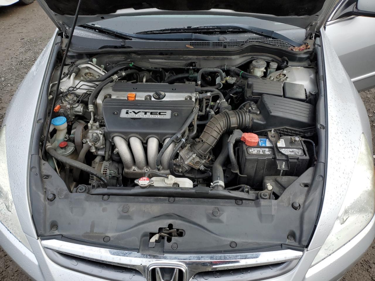 2006 Honda Accord VIN 1HGCM55866A174365 Copart auction photo, rear end / undercarriage damage thumbnail 11