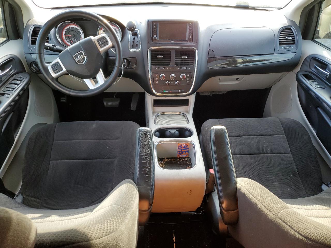 2013 Dodge Caravan VIN 2C4RDGCG5DR600733 Copart auction photo, normal wear / minor dent/scratches damage thumbnail 8