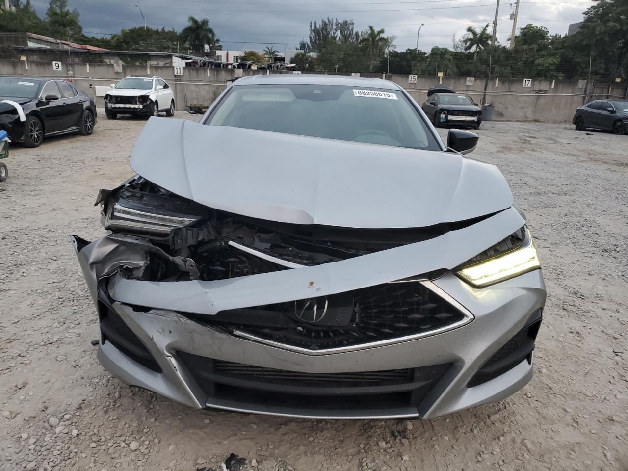 2022 Acura TLX VIN 19UUB5F48NA005341 Copart auction photo, front end damage thumbnail 5