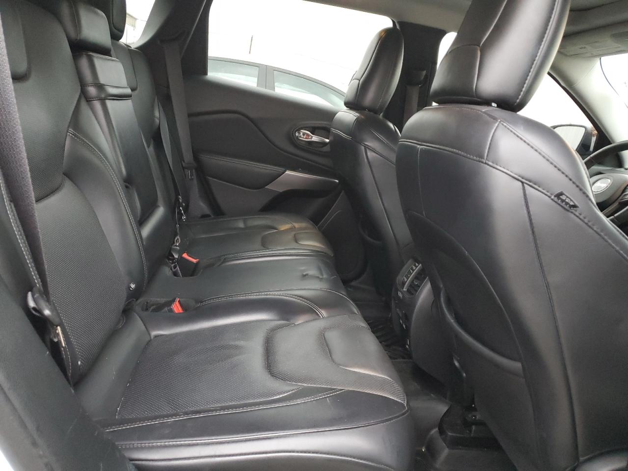 2019 Jeep Grand Cherokee VIN 1C4PJMDX1KD126289 Copart auction photo, front end damage thumbnail 10